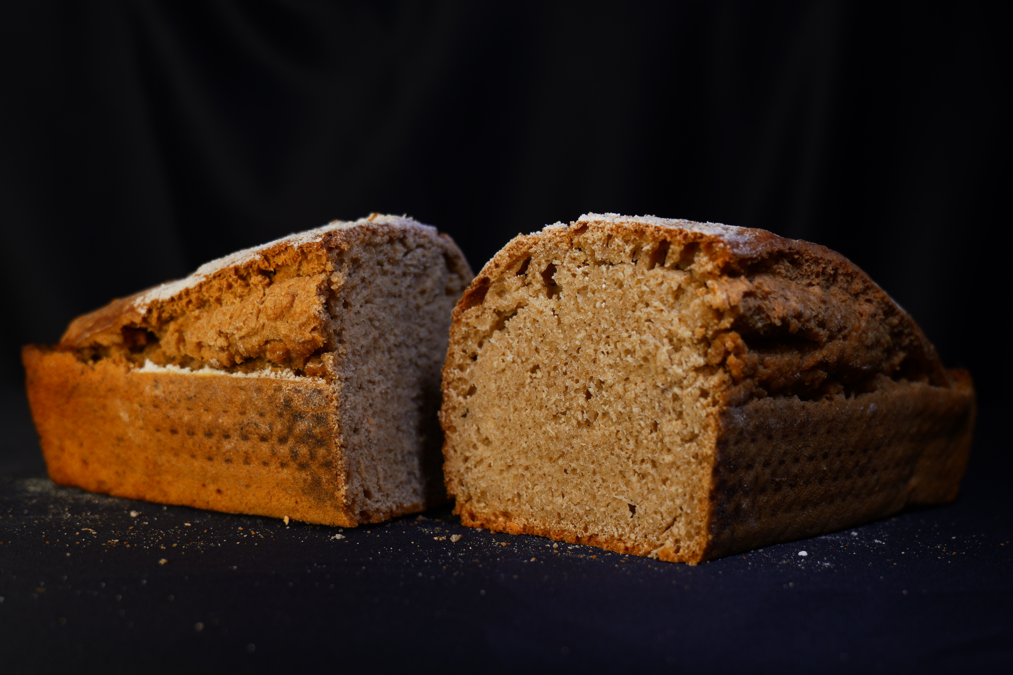 Pain bio au petit épeautre, levain naturel cuit au four à bois